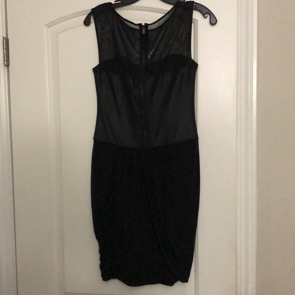 Dress - Picture 5 of 8